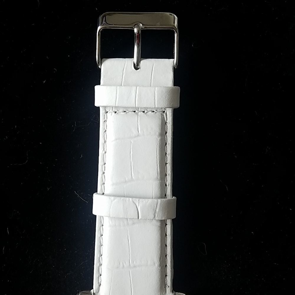 Premier Designs Watch - Picture 3 of 3